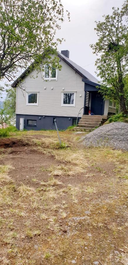 Hus på bakken Leilighet Skaland Eksteriør bilde